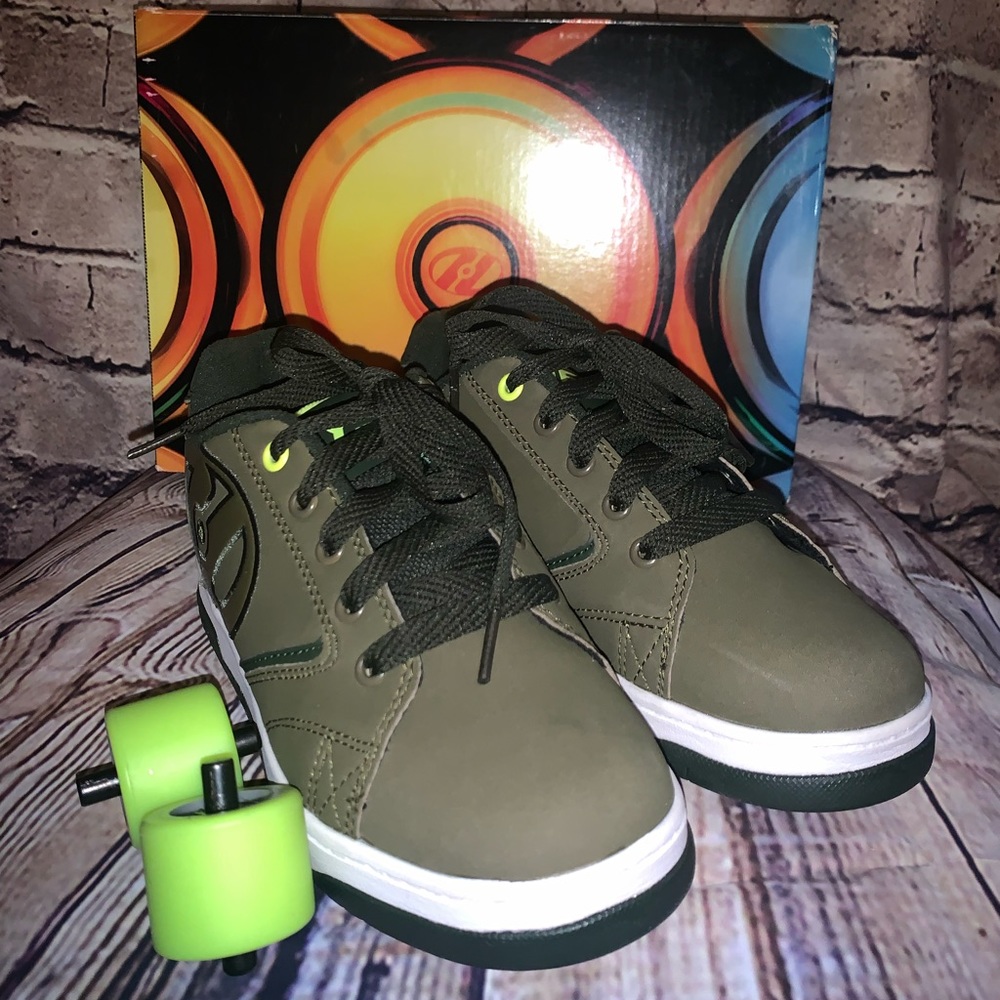 Boys Heelys